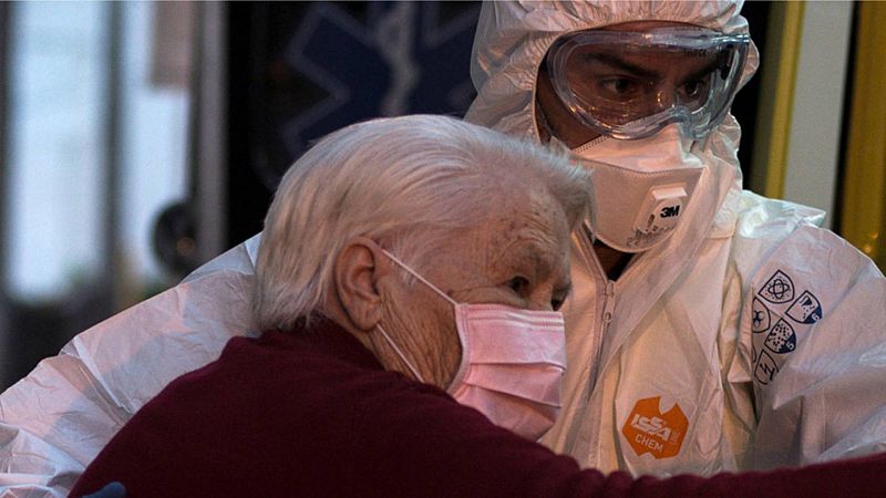 14 horas fin de semana - Familias y asociaciones denuncian las infecciones y mortandad en las residencias de mayores - Escuchar ahora 