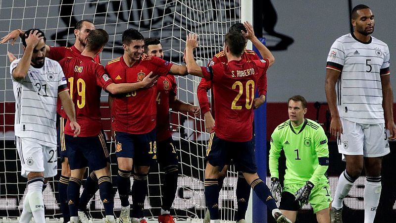 Tablero deportivo - España hace historia y golea a Alemania - Escuchar ahora