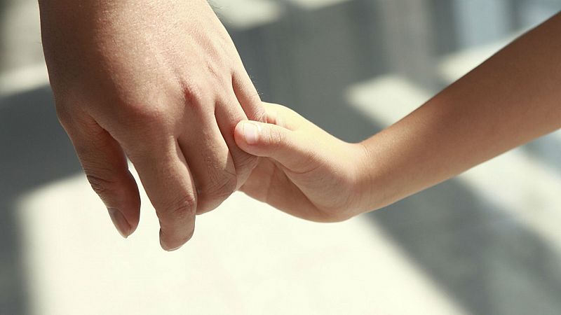  Las mañanas de RNE con Íñigo Alfonso - El virus no puede con las ganas de adoptar de las familias - Escuchar ahora