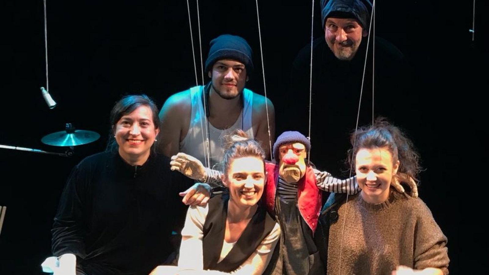 La sala - Títeres Etcétera: Enrique Lanz y Yanisbel Victoria Martínez - 20/11/20 - Escuchar ahora