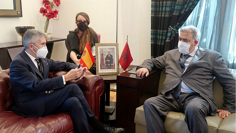  14 horas - Grande-Marlaska descarta trasladar a los migrantes a la Península - Escuchar ahora