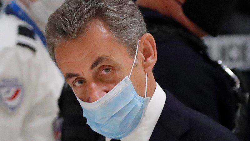 14 horas - Sarkozy, el primer expresidente francés en el banquillo de los acusados - Escuchar ahora