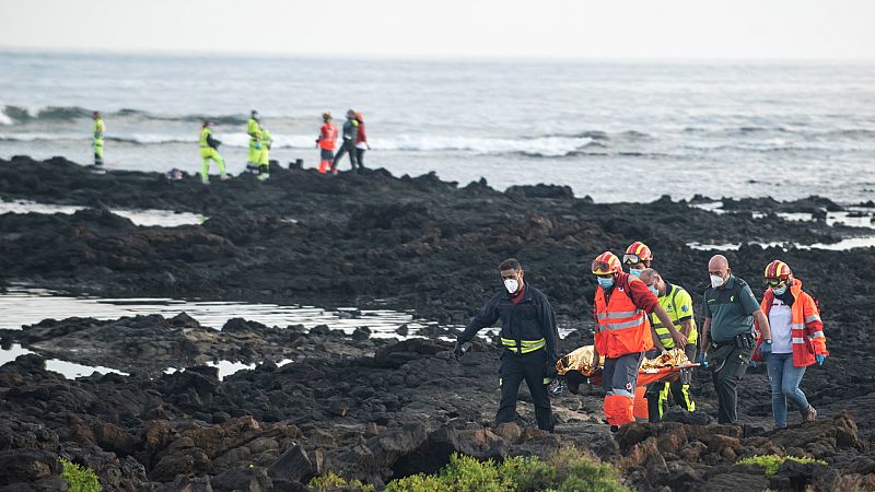 14 horas - Ocho personas migrantes mueren tras el naufragio de su patera en Lanzarote - Escuchar ahora