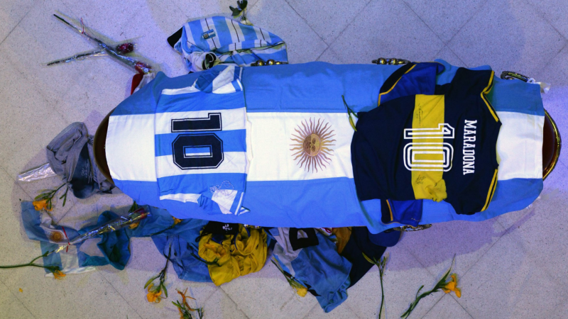 14 horas - Argentina despide a Maradona en la Casa Rosada - Escuchar ahora