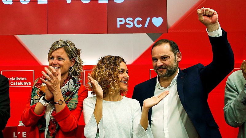 Parlamento - Radio 5 - Montse Mínguez (PSOE): "Aún queda tiempo para que los partidos se repiensen la enmienda antidesahucios"  - Escuchar ahora