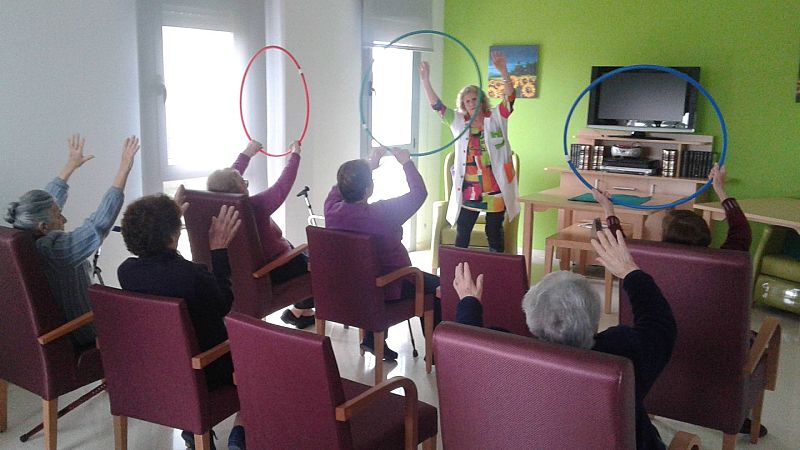 14 horas informativos Fin de semana - Teresa Martín: "Vemos un horizonte de esperanza con la vacuna, estamos viendo la luz ya" - Escuchar ahora 