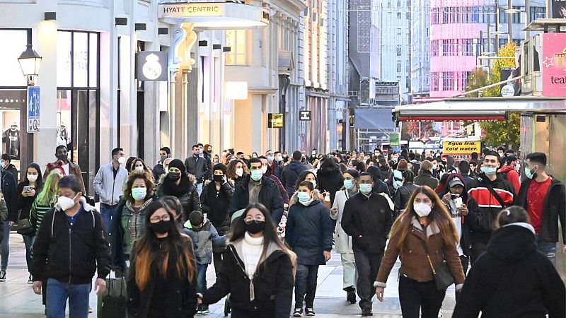 20 horas informativos Fin de semana - Continúa el descenso de contagios y se revisan las medidas restrictivas - Escuchar ahora