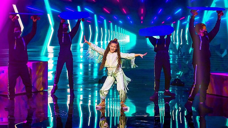 20 horas informativos Fin de semana - Soleá consigue el tercer puesto en Eurovisión Junior, Francia la ganadora - Escuchar ahora