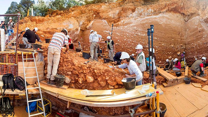 Más cerca - Atapuerca: 20 años como Patrimonio de la Humanidad - Escuchar ahora