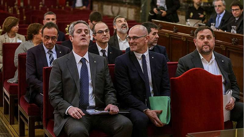  Boletines RNE -  El Supremo revoca el tercer grado a los nueve presos del 'procés' por considerarlo prematuro - Escuchar ahora