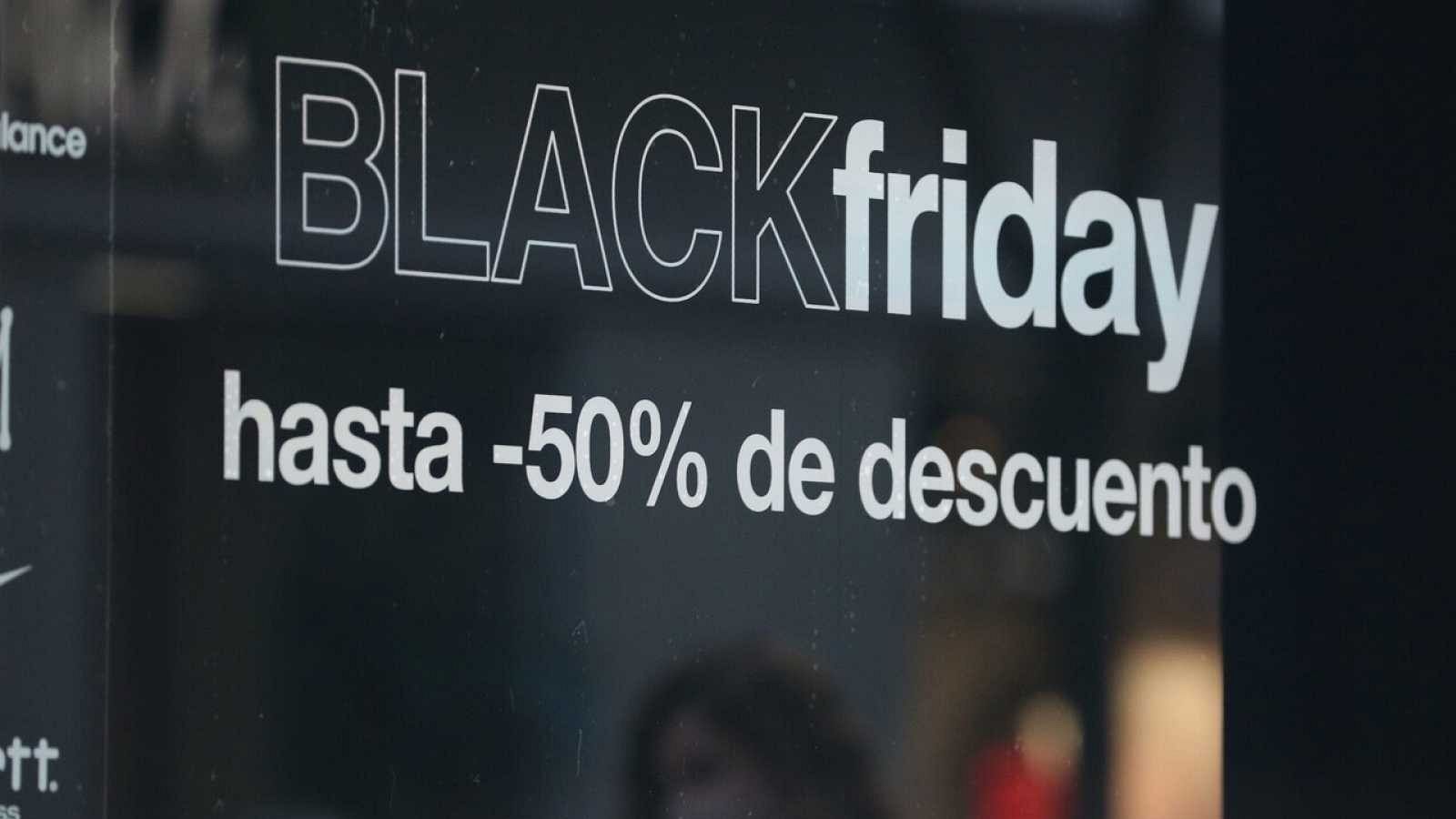 Más cerca - Un Black Friday más austero y con pocas ofertas reales - Escuchar ahora