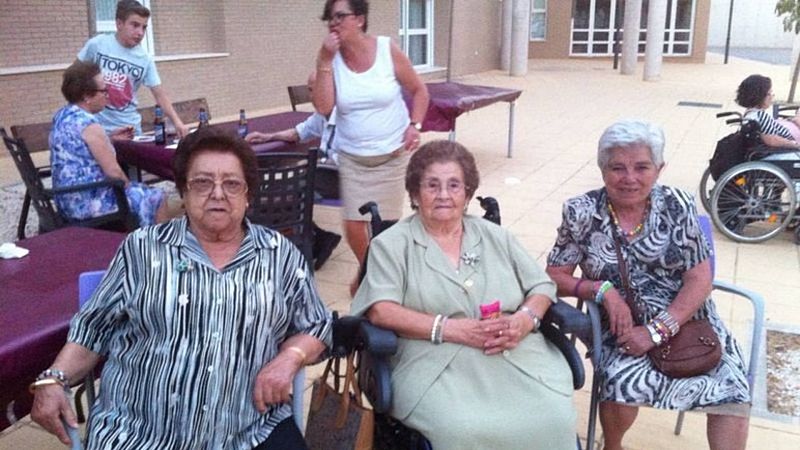 14 horas Fin de semana - En las residencias de ancianos piden que si salen en Navidad sea durante todas las fiestas no días aislados - Escuchar ahora 