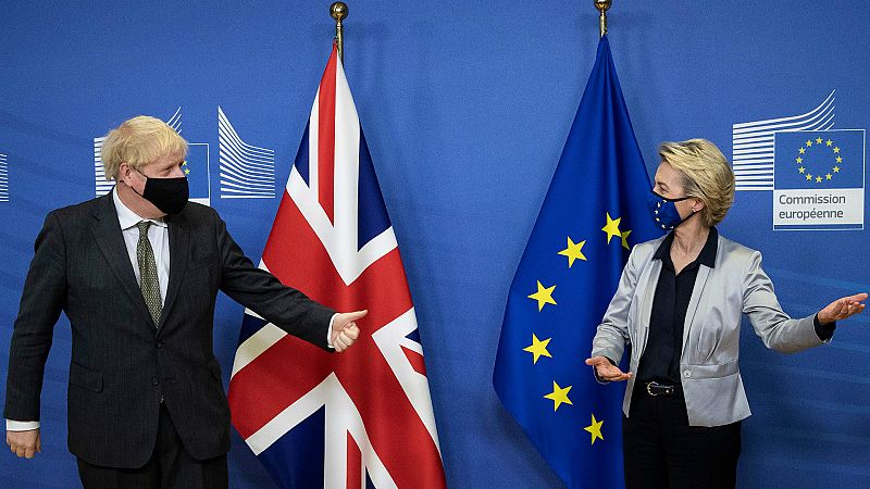  Las mañanas de RNE con Íñigo Alfonso - Johnson y Von der Leyen se dan de plazo hasta el domingo para acordar la relación pos-Brexit - Escuchar ahora