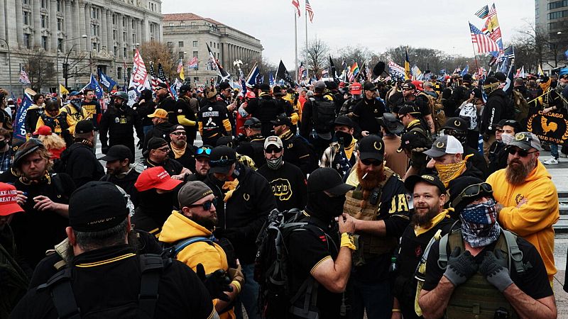  14 horas Fin de semana - Graves incidentes en EEUU por los altercados provocados por los seguidores de Trump que no admiten la victoria de Biden - Escuchar ahora