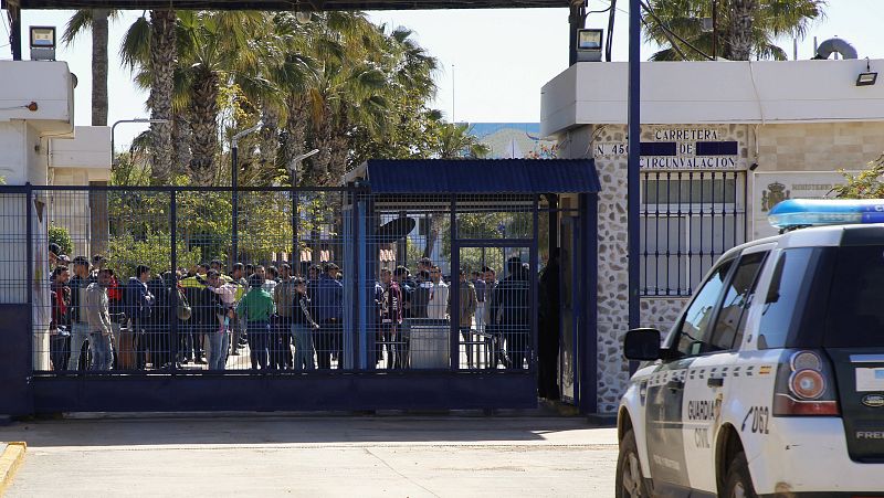  14 horas - El Servicio Jesuita a Migrantes denunca el trato indigno que sufrieron durante el confinamiento en Melilla - Escuchar ahora