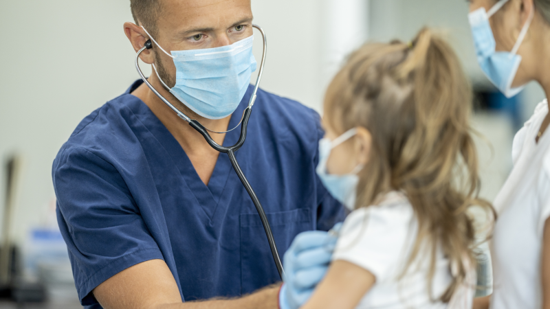 24 horas - Pediatra: "Los niños serán los últimos en vacunarse" - Escuchar ahora