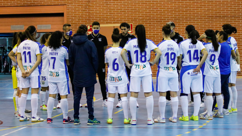 Tablero Deportivo - Un día con el C.D. Leganés Femenino de fútbol sala - Escuchar ahora 