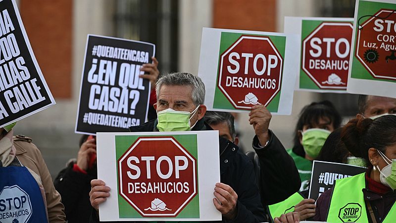 14 horas - El Gobierno suspende los desahucios por impago de alquiler y el corte de suministros básicos hasta el 9 de mayo - Escuchar ahora