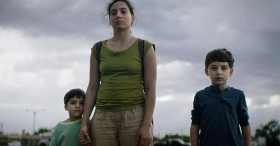 Hora América -  Hora América de cine - Samuel Kishi presenta 'Los lobos', premiada en el Festival Internacional de Cine en Guadalajara - 23/12/20 - escuchar ahora