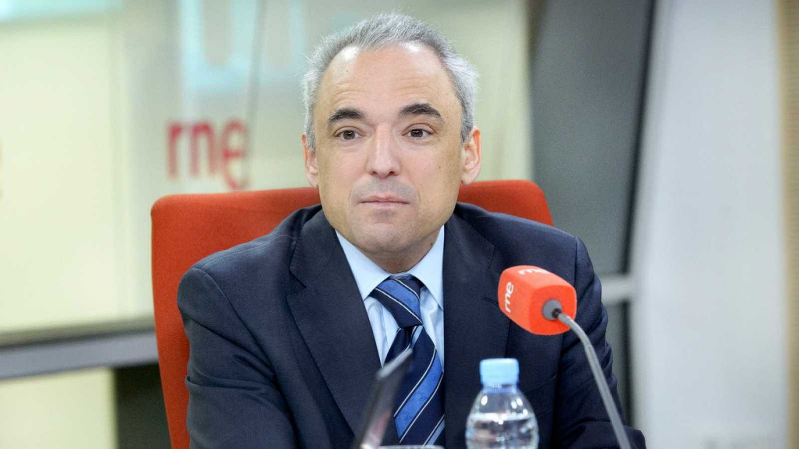 Las Mañanas de RNE - Simancas (PSOE): "La monarquía parlamentaria es fundamental en nuestro sistema constitucional" - Escuchar ahora 