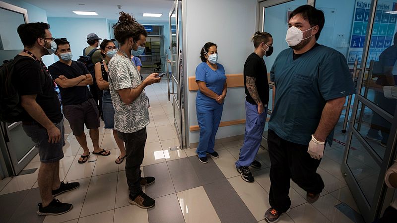  Boletines RNE - Comienza la campaña de vacunación contra la COVID-19 en Latinoamérica - Escuchar ahora