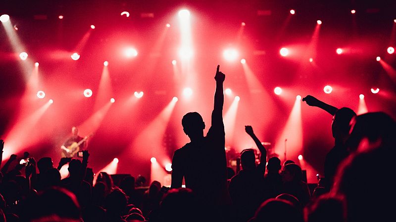 Más cerca - Un estudio comprueba la seguridad de los conciertos - Escuchar ahora
