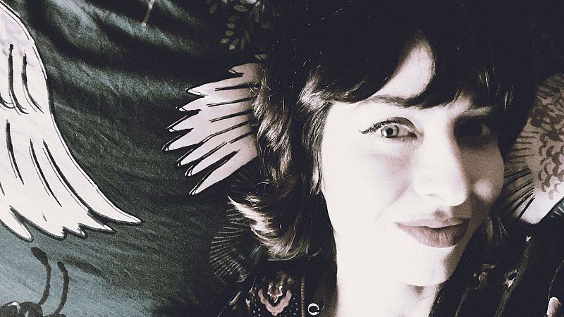 5 palos - Belén Riquelme - Escuchar ahora