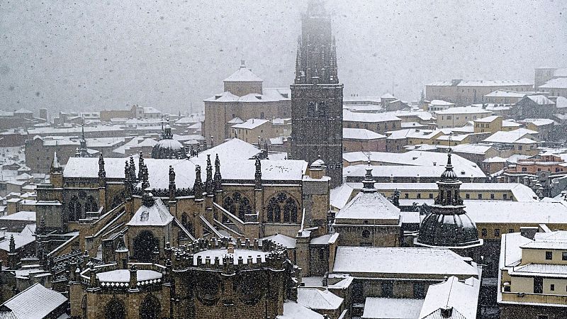 24 horas  - Filomena bloquea Madrid y complica la situación en Castilla-La Mancha - Escuchar ahora