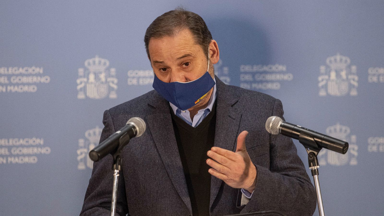 24 horas Fin de Semana - El Gobierno prepara un dispositivo para garantizar el suministro de la vacuna, medicamentos y alimentos - Escuchar ahora