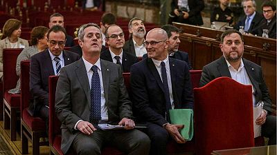 Boletines RNE - Las cárceles catalanas proponen de nuevo el tercer grado para los presos del 1-O - Escuchar ahora