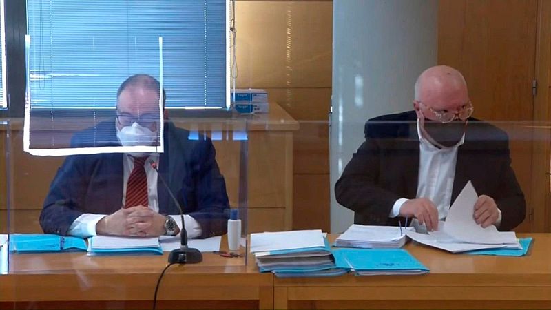 14 horas - Corinna Larsen respalda la versión de Villarejo y asegura que Sanz Roldán la amenazó de muerte - Escuchar ahora