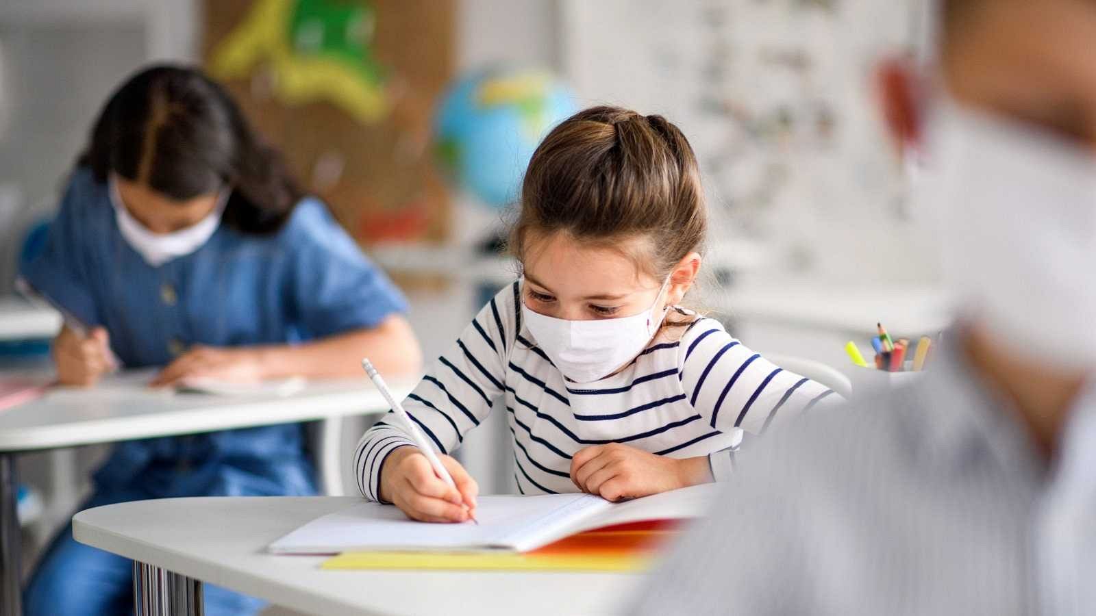 Educació confirma la determinació a mantenir les escoles obertes