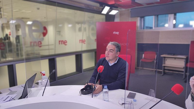  Las mañanas de RNE con Íñigo Alfonso - Bendodo, portavoz de la Junta de Andalucía, sobre la vacunación del consejero de Murcia: "Nosotros no lo haríamos" - Escuchar ahora