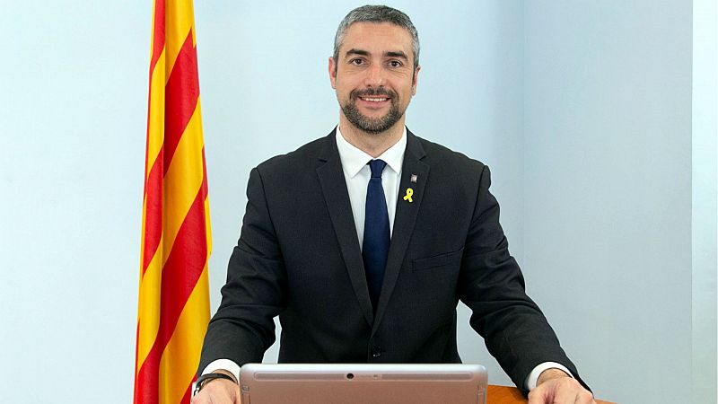  Boletines de RNE - El conseller de Exteriores catalán, inhabilitado por desobediencia grave - Escuchar ahora