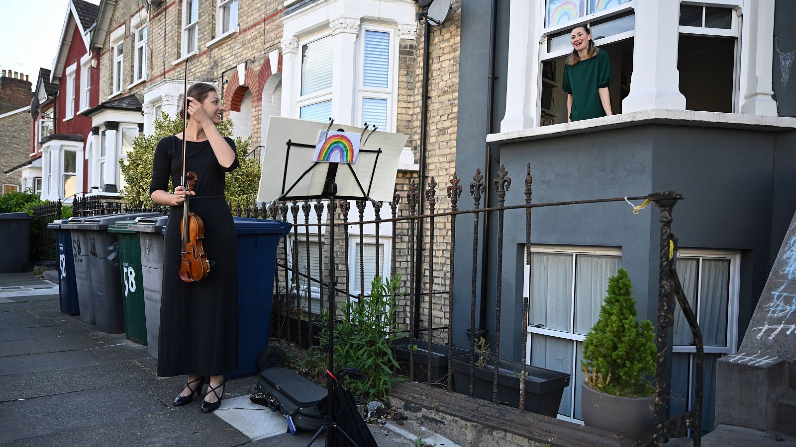  14 horas - Los músicos británicos piden una excepción para poder actuar en Europa - Escuchar ahora