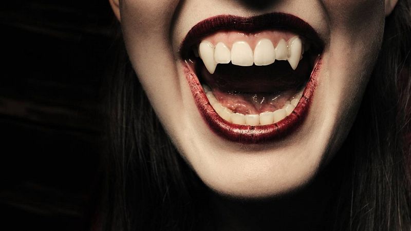 24 horas - La leyenda de la vampira de Barcelona - Escuchar ahora