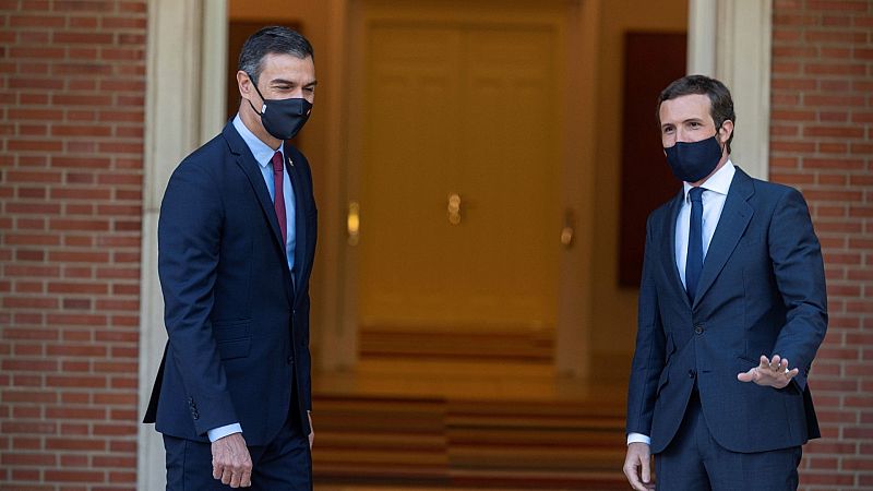  Boletines RNE - PSOE y PP remontan voto a costa de Cs, Vox y Unidas Podemos, según el CIS - Escuchar ahora