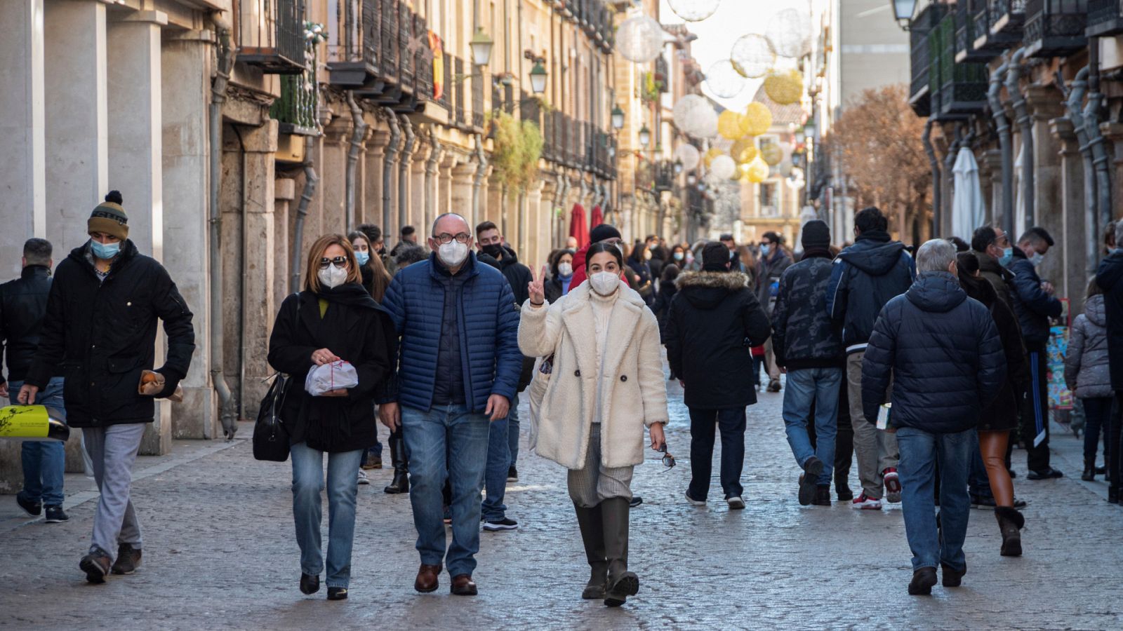 14 horas - La economía cayó un 11% en 2020, el mayor descenso en 50 años - Escuchar ahora