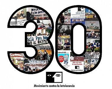 En un mundo feliz en R5 - En un mundo feliz - Movimiento contra la intolerancia cumple 30 años - Escuchar ahora