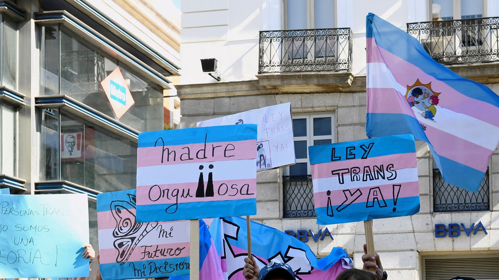 14 horas - Así son las leyes trans en otros países de Europa - Escuchar ahora