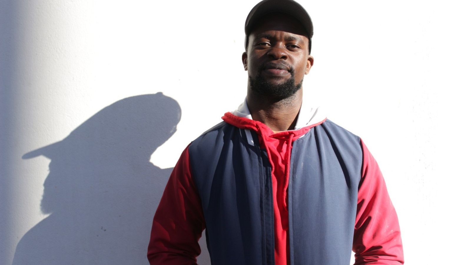 Por tres razones - '12 millas', un espacio de migraciones - Escuchar ahora