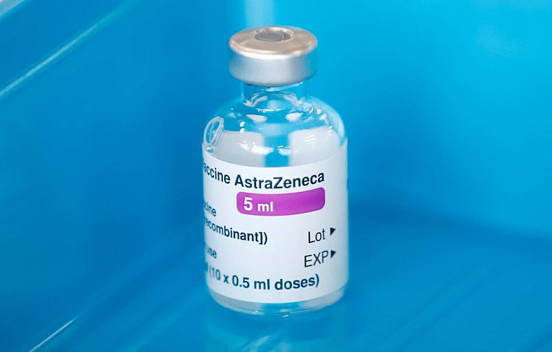14 horas Fin de Semana - El 1,5% de la población ya está vacunada: Hoy llegan a España las vacunas de AstraZeneca - Escuchar ahora