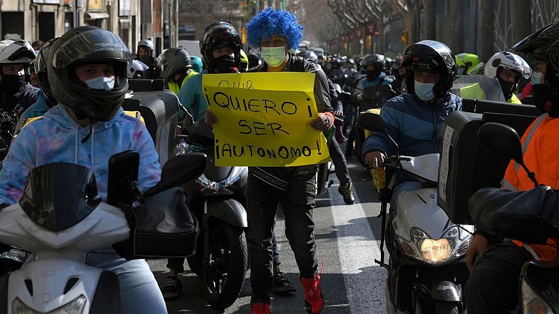 Las mañanas de RNE con Íñigo Alfonso -  Gobierno y agentes sociales coinciden en que los 'riders' sean asalariados aunque no alcanzan un acuerdo concreto - Escuchar ahora
