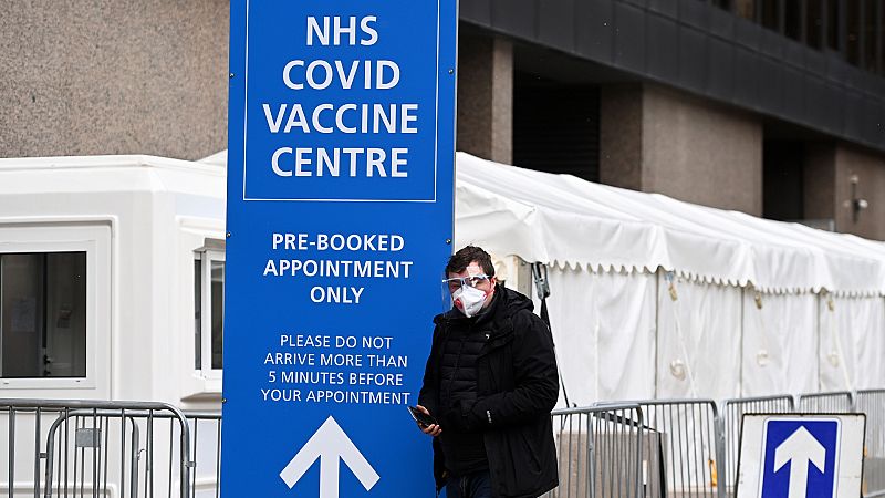 14 horas - Investigadores encuentran otras dos variantes del coronavirus en el Reino Unido - Escuchar ahora