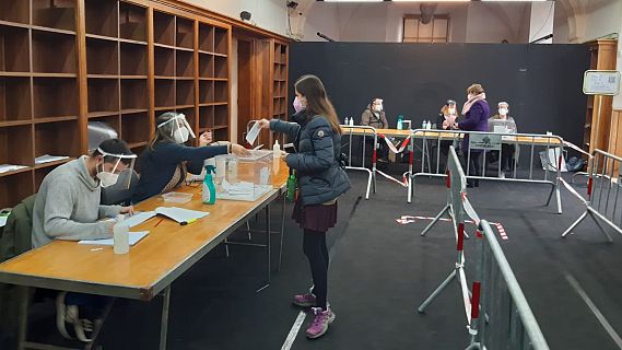 14 Horas fin de semana