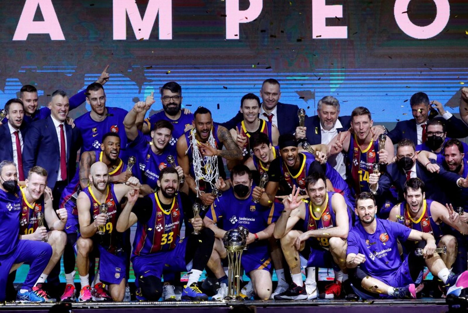  Tablero deportivo - El FC Barcelona gana la Copa del Rey de baloncesto - Escuchar ahora