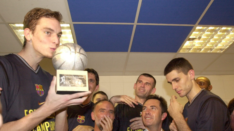  El Vestuario en radio 5 - Pau Gasol vuelve al Barça 20 años después - Escuchar ahora