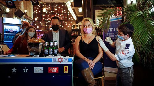  - Reportajes 5 Continentes - Israel, liderando la campaña de vacunas en el mundo - Escuchar ahora