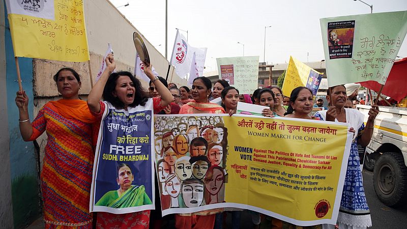En la India cada hora muere una mujer a causa de la dote, ocho son agredidas sexualmente y seis son secuestradas o raptadasEl alto coste de ser mujer en la India