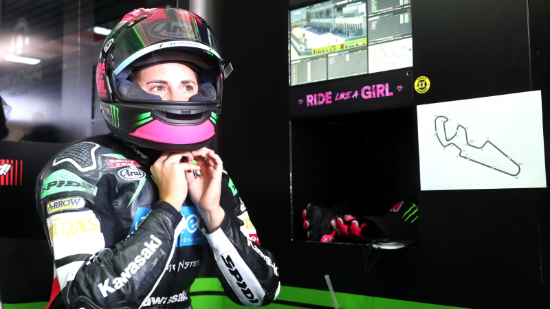  El Vestuario en radio 5 - Ana Carrasco: "Cuando me dieron el alta me fui directa al circuito desde el hospital"  - Escuchar ahora